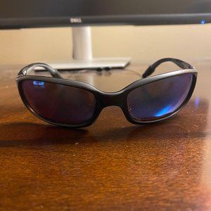 Costa Brine Black Green Mirror Polarized 580G with Original Case and Cablz